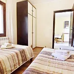 Lorena B4 By Interhome דירה אומאג