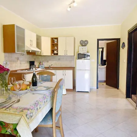 Lorena B4 By Interhome *