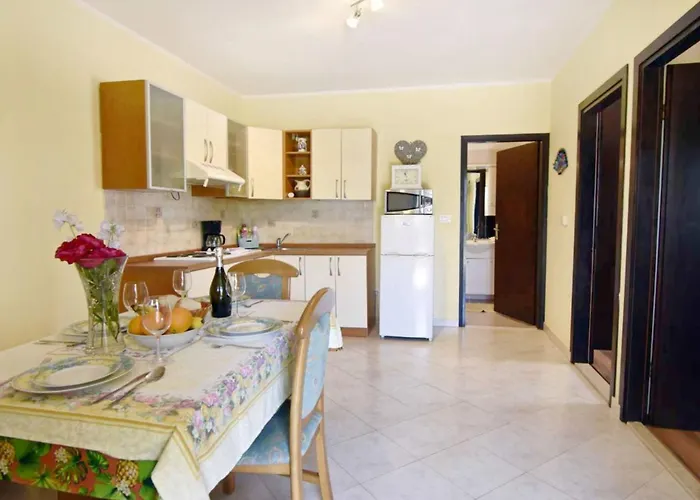 Lorena B4 By Interhome *