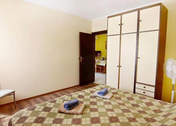 Apartman Lorena B4 By Interhome